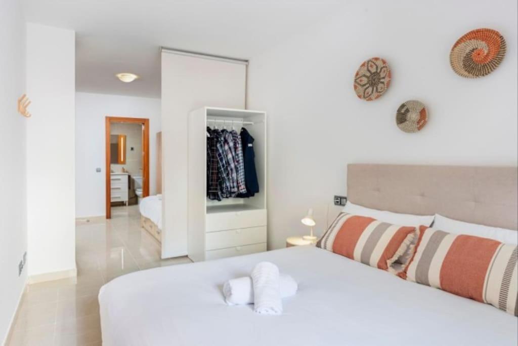 Acogedor Apartamento Cerca Del Casco Antiguo Girona Bagian luar foto