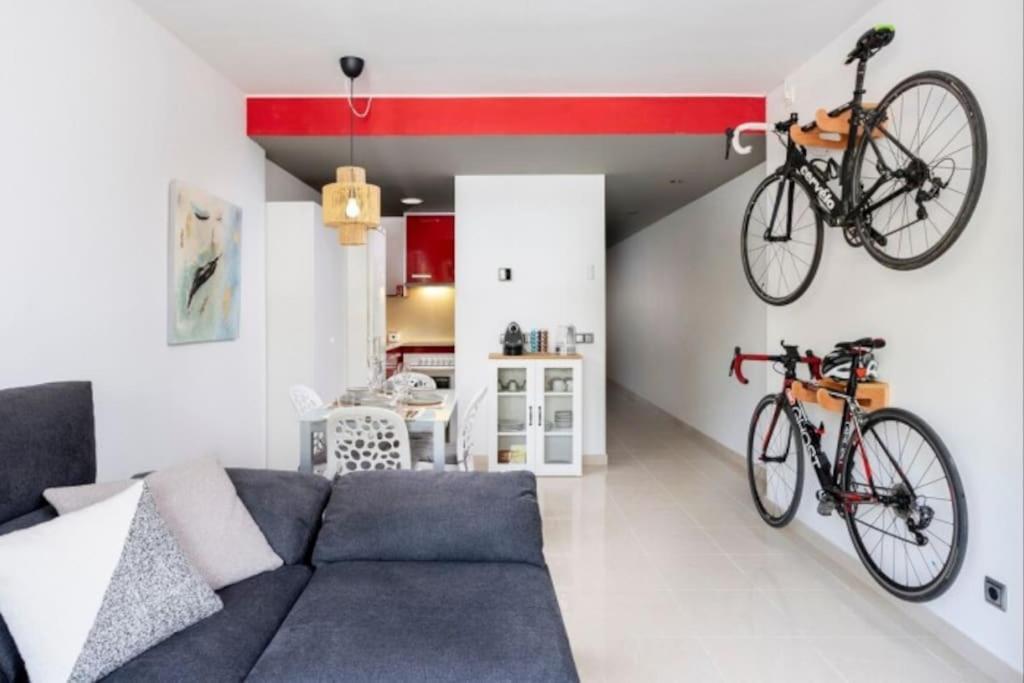 Acogedor Apartamento Cerca Del Casco Antiguo Girona Bagian luar foto