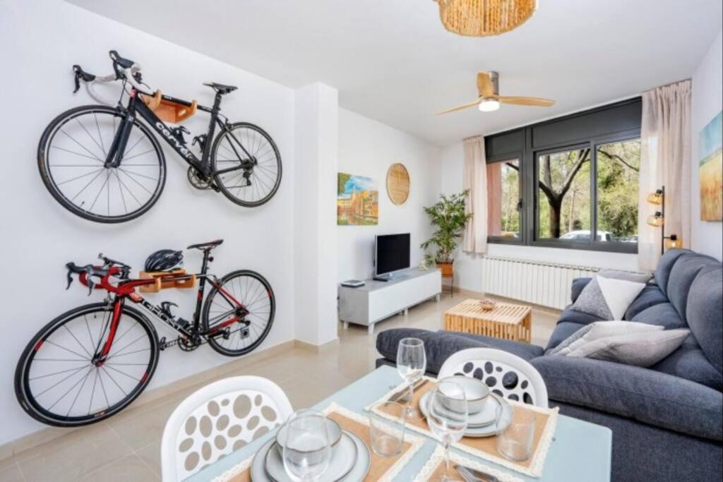 Acogedor Apartamento Cerca Del Casco Antiguo Girona Bagian luar foto